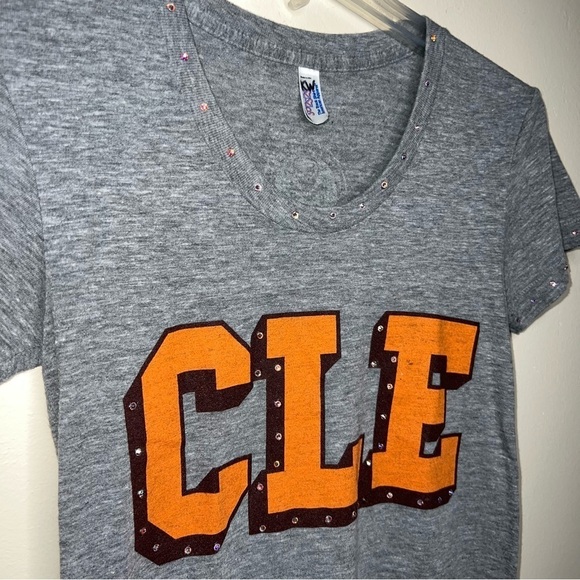 American Apparel Women’s Gray Blingy CLE Cleveland Browns V-neck T-shirt Small - Picture 5 of 7